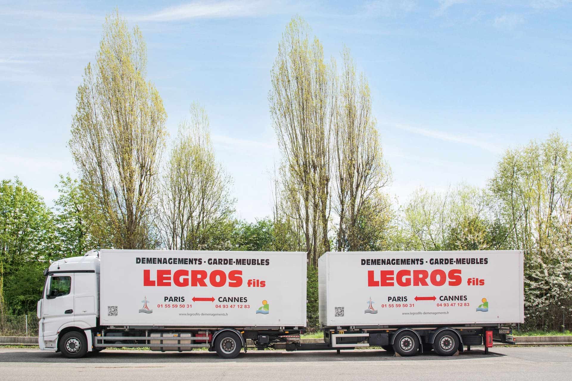 Camion de déménagement de grosse capacité Legros fils avec remorque